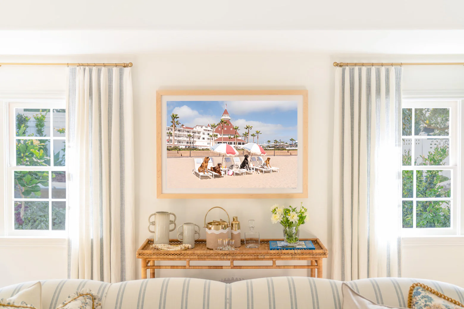 Dogs at the Del, Hotel del Coronado - Image 3