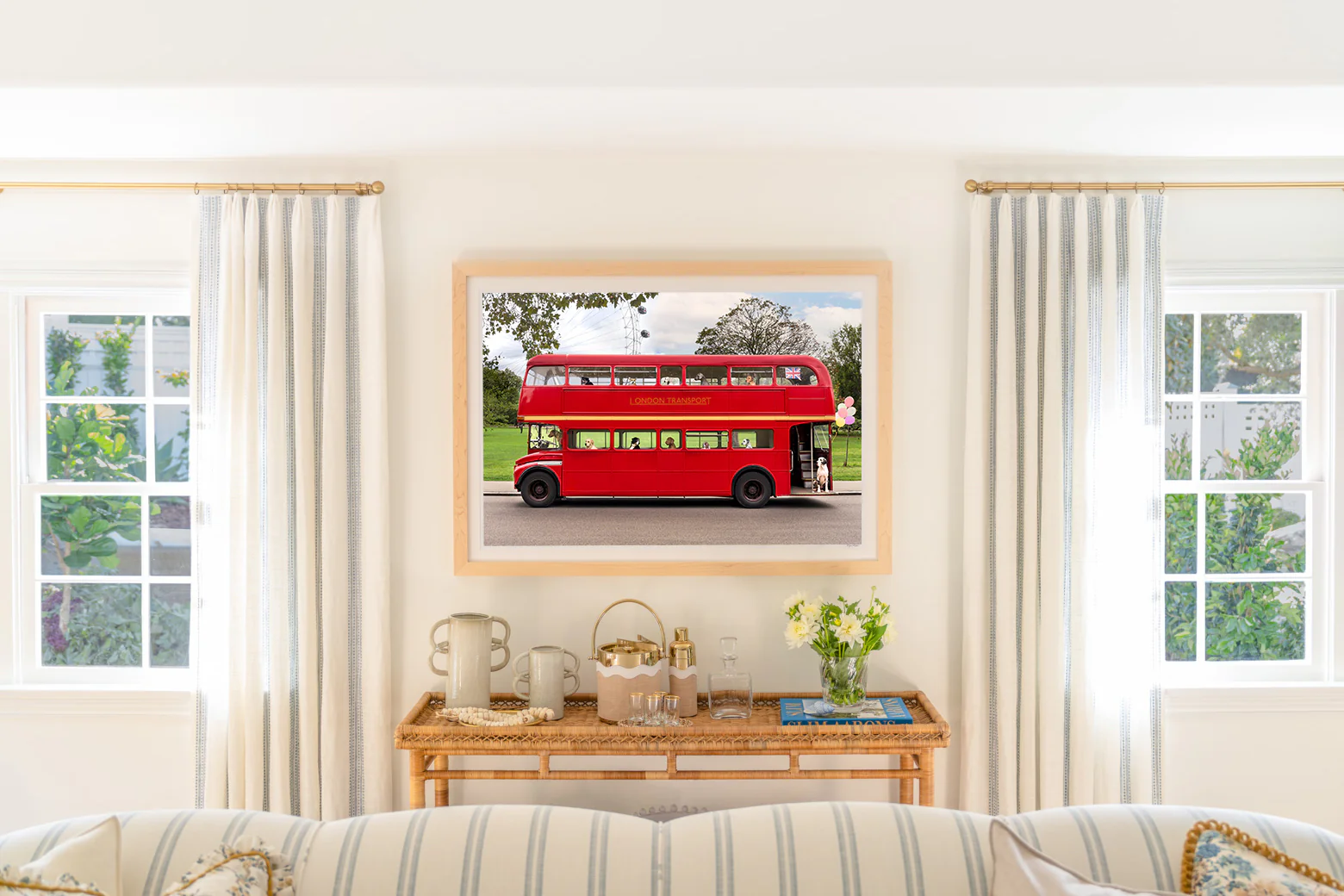 Double Decker Dogs, London - Image 3