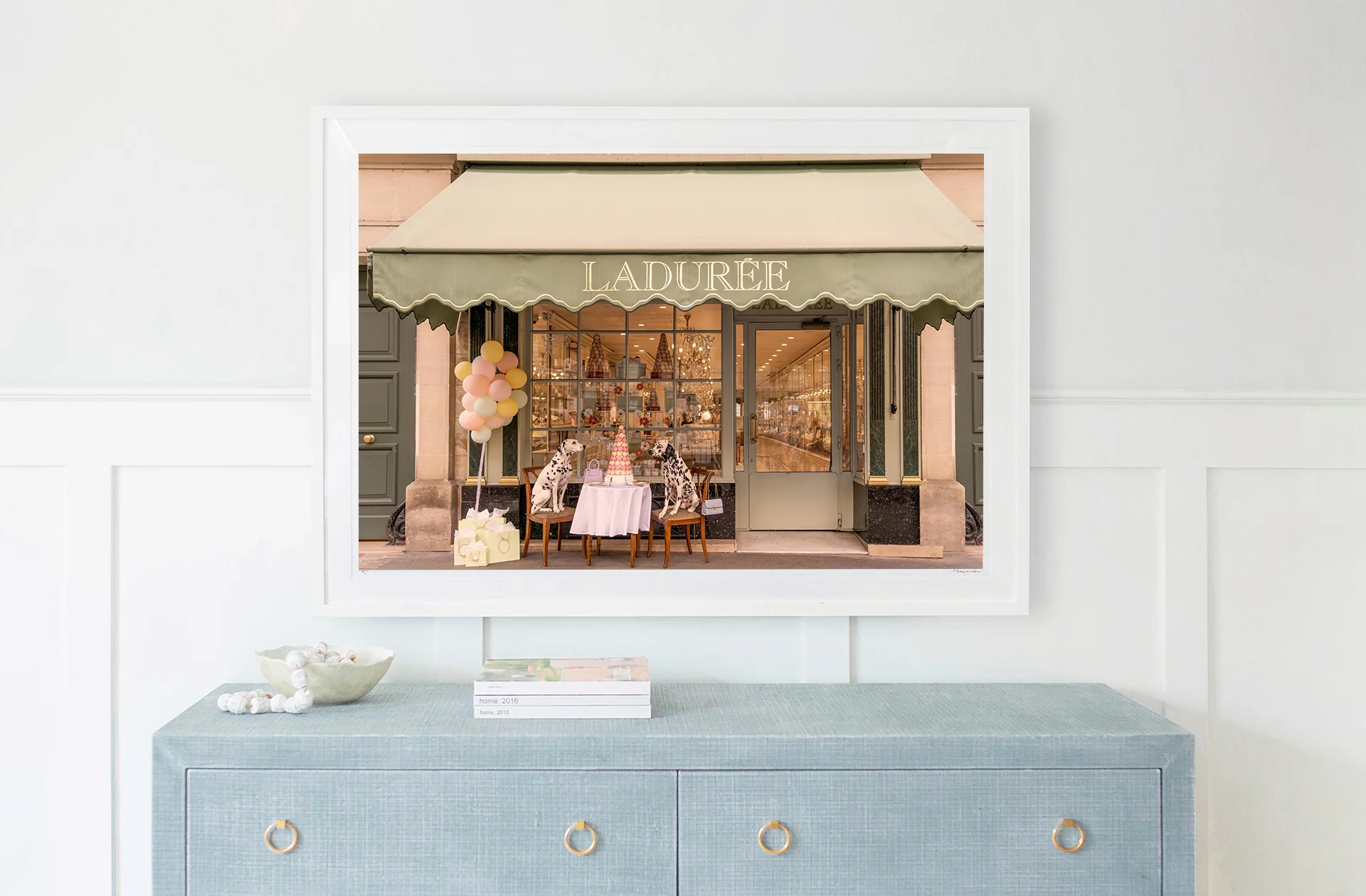 Spotted at Ladurée, Paris - Image 3